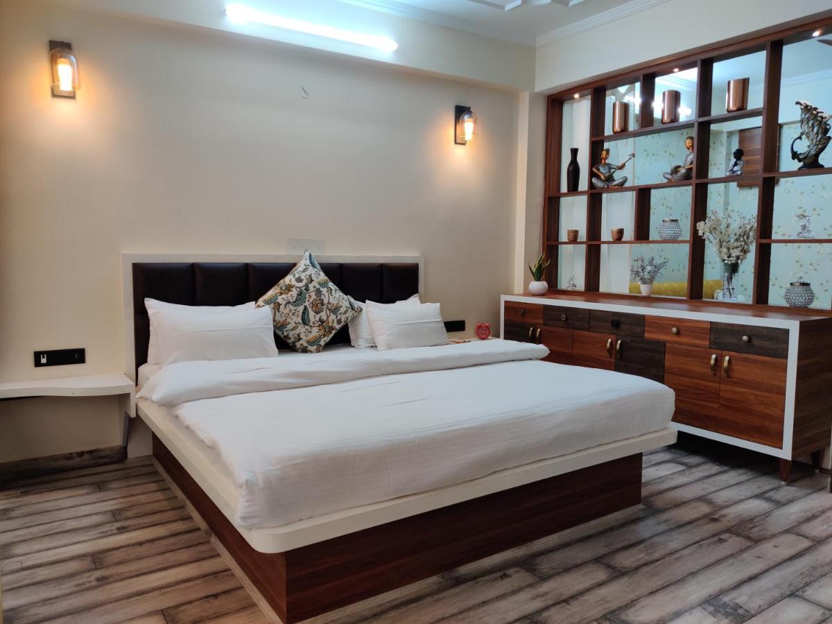 Shanti Villas - Luxury Home Stay Apartment ชัยปุระ ภายนอก รูปภาพ