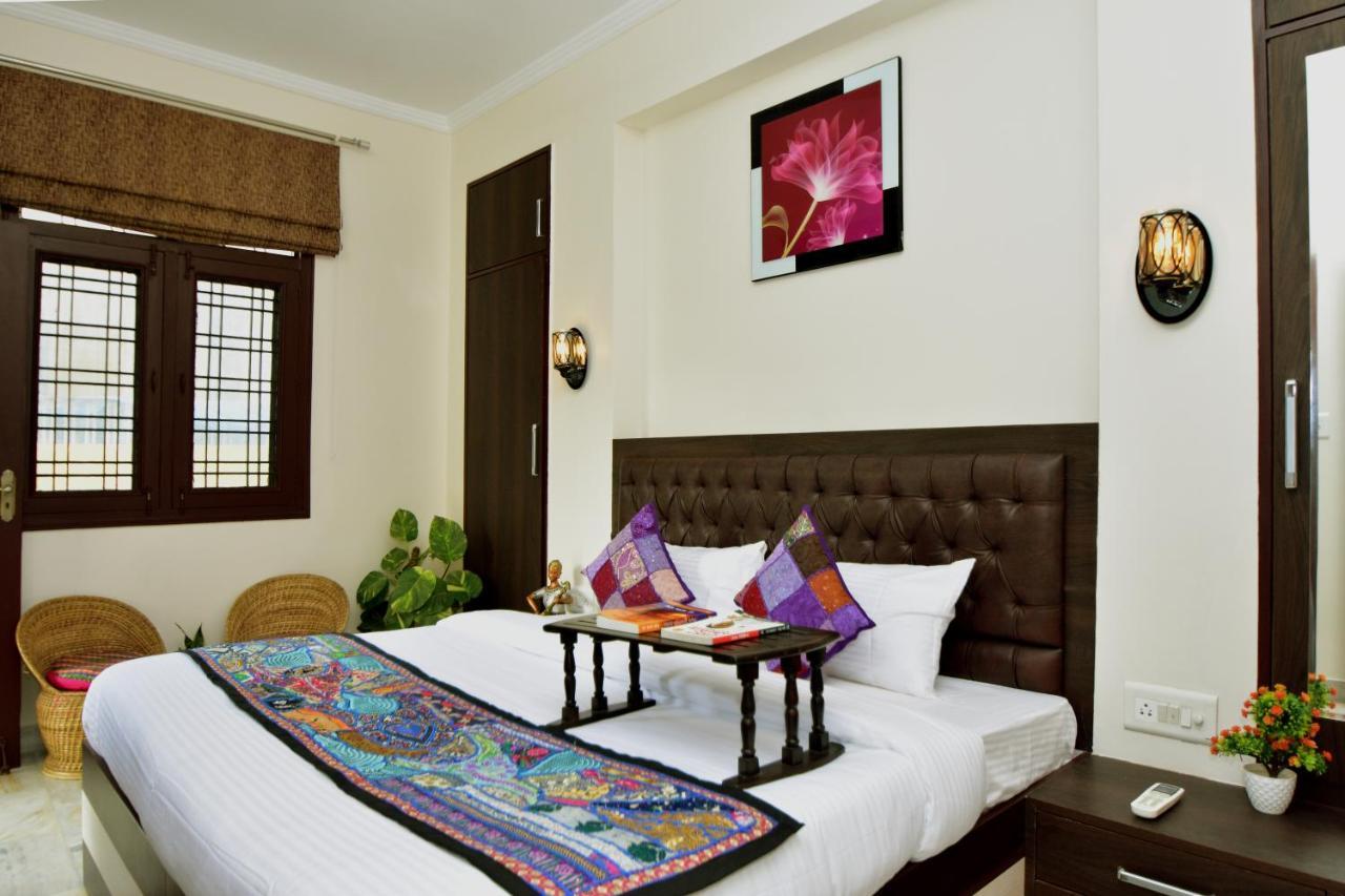 Shanti Villas - Luxury Home Stay Apartment ชัยปุระ ภายนอก รูปภาพ
