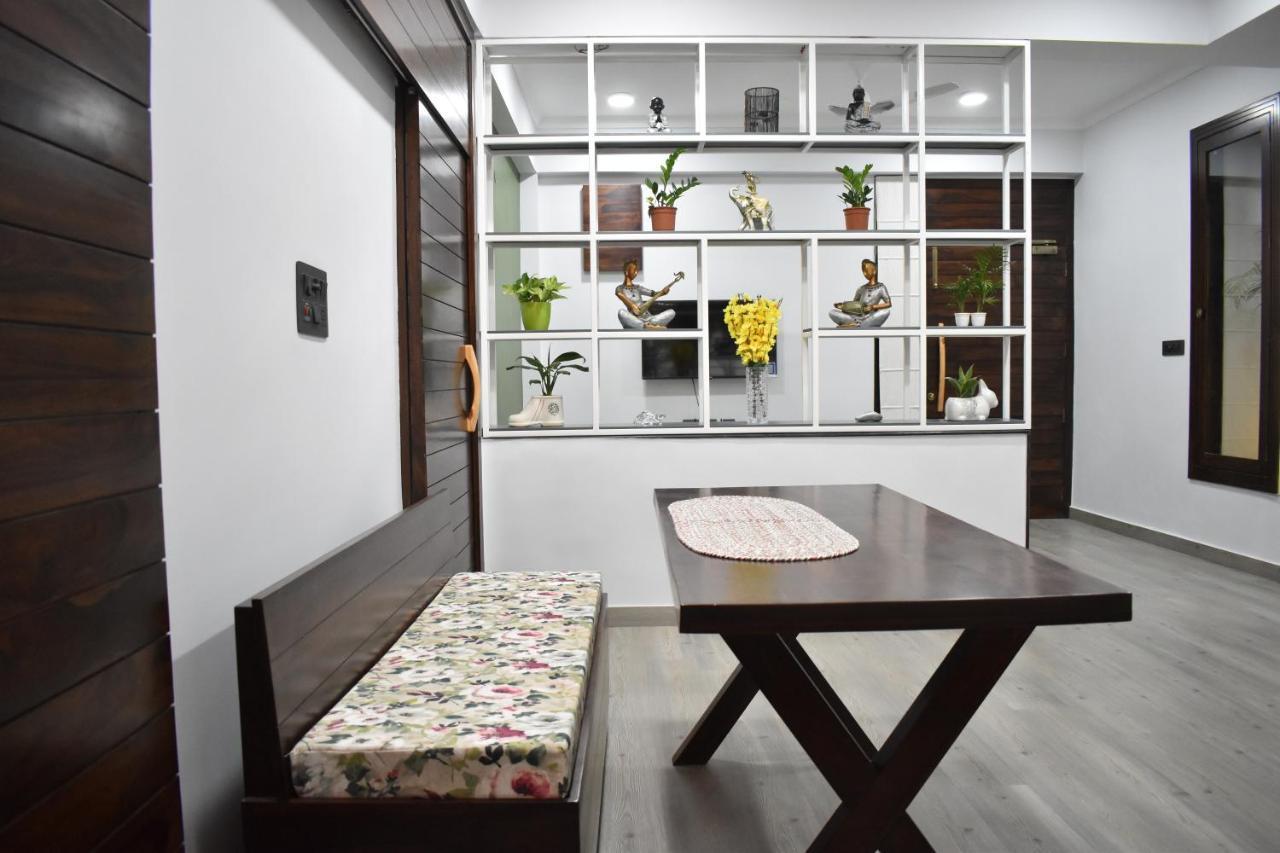 Shanti Villas - Luxury Home Stay Apartment ชัยปุระ ภายนอก รูปภาพ
