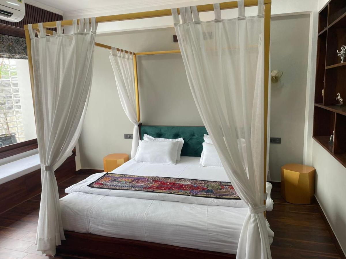 Shanti Villas - Luxury Home Stay Apartment ชัยปุระ ภายนอก รูปภาพ