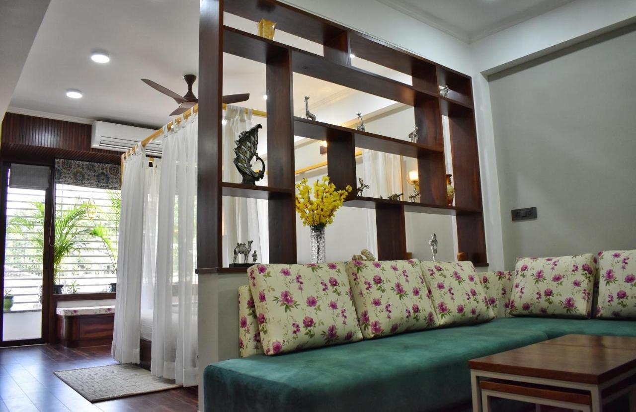 Shanti Villas - Luxury Home Stay Apartment ชัยปุระ ภายนอก รูปภาพ