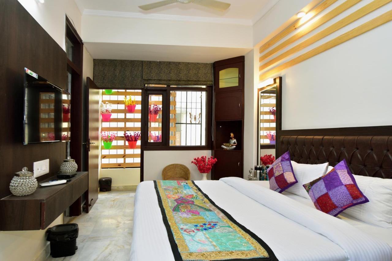 Shanti Villas - Luxury Home Stay Apartment ชัยปุระ ภายนอก รูปภาพ