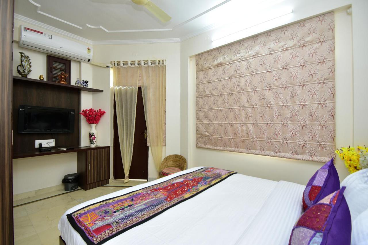 Shanti Villas - Luxury Home Stay Apartment ชัยปุระ ภายนอก รูปภาพ