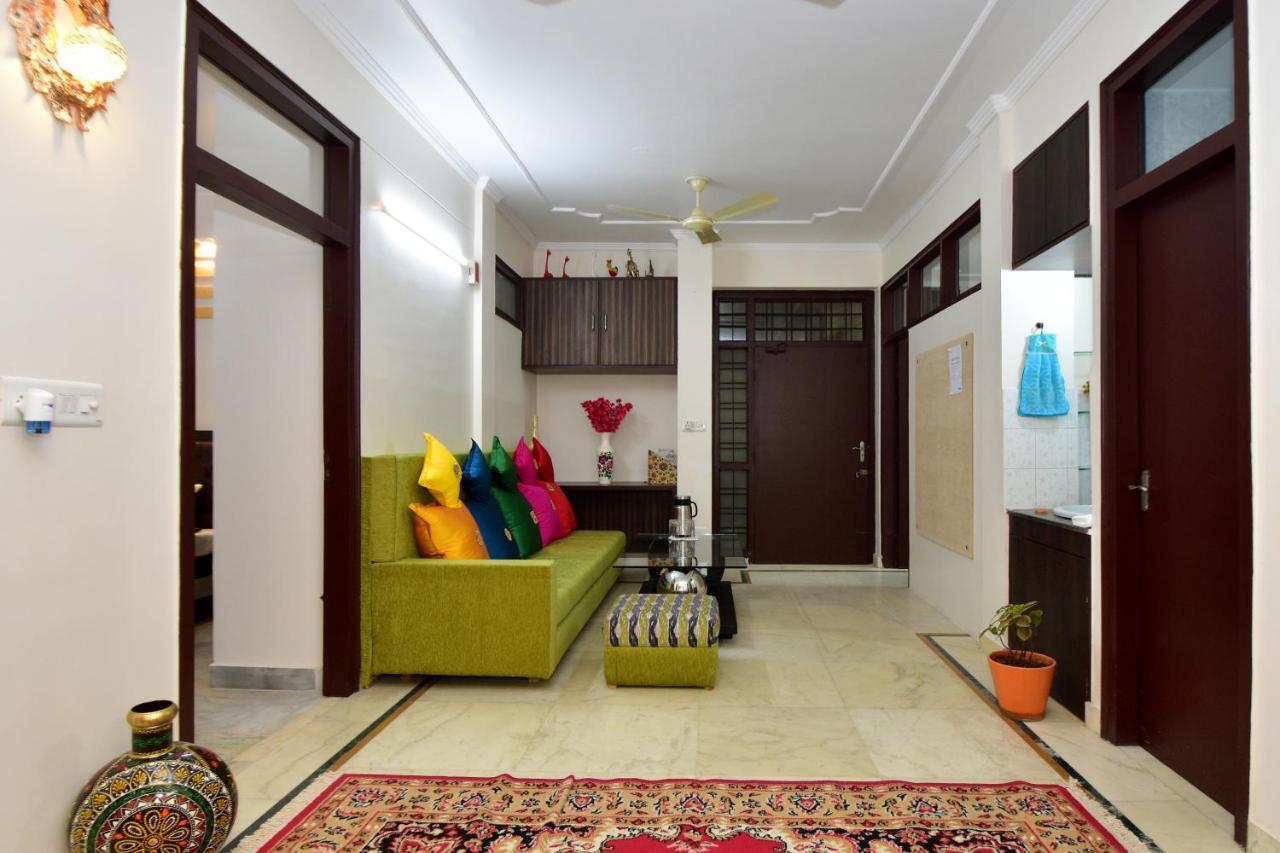 Shanti Villas - Luxury Home Stay Apartment ชัยปุระ ภายนอก รูปภาพ